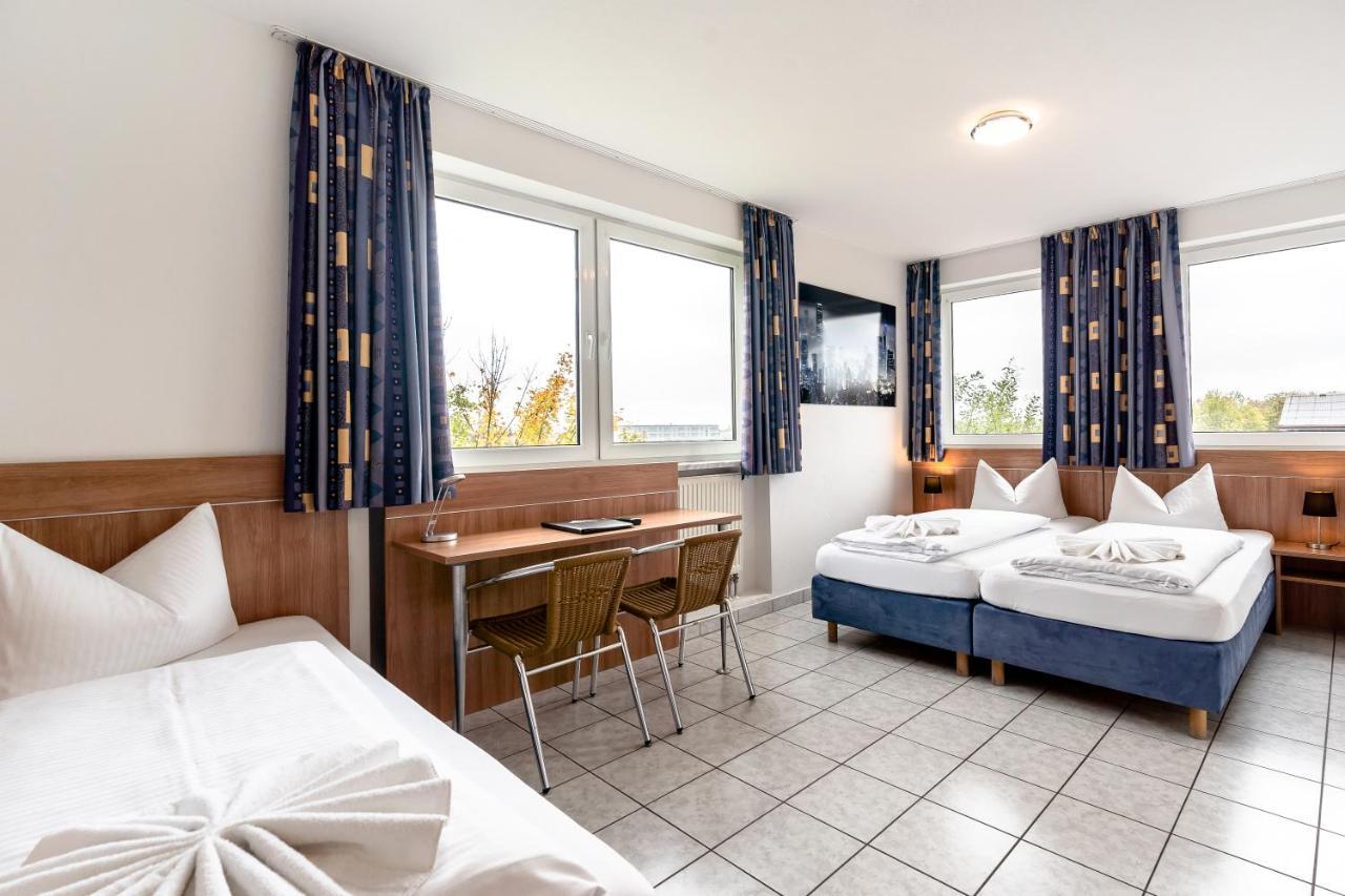 Hotel Fresh Inn Unterhaching Zewnętrze zdjęcie